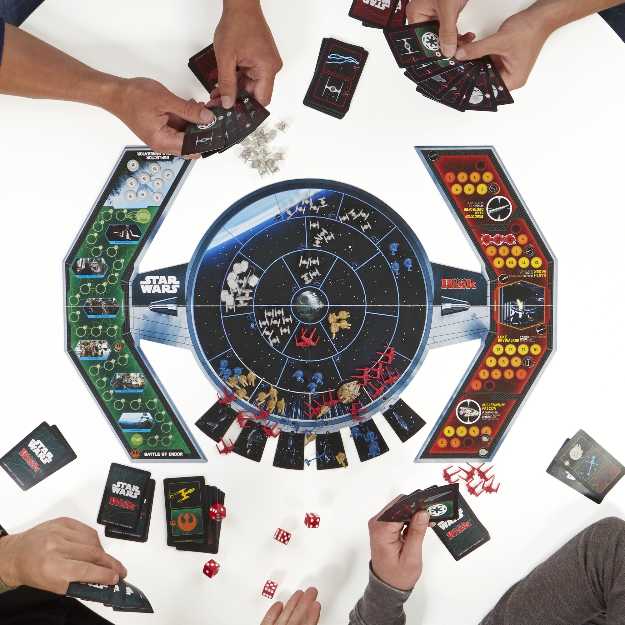 Amazon.co.jp: Risk: Star Wars Edition [並行輸入品] : おもちゃ